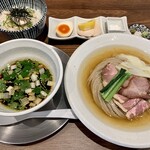 麺創房LEO - 