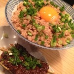 やきとり家 すみれ - そぼろご飯と肉味噌ナス串焼き