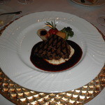 ラ・ロゼット - 肉料理・・牛フィレ肉のステーキ