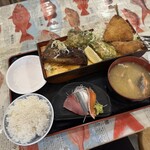 タカマル鮮魚店 - 