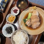 Sousaku Oden Kohaku - 豚の角煮定食！　1000円。