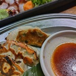 割鮮 吉在門 - 黒毛和牛の焼餃子