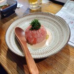 割鮮 吉在門 - 丸ごとトマトのサラダ