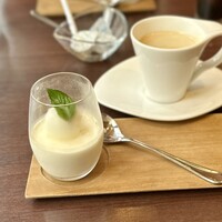 トラットリア イル レガーロ - 