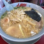 ラーメン山岡家 - プレミアム塩とんこつ　白髪ネギトッピング