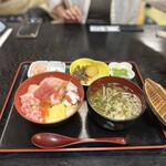 Ichi kou - 海鮮丼と蕎麦のセット