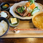 こめとまめ。 - お肉がメインの惣菜定食