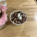 塩たいおう - 炙りチャーシュー丼