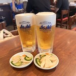 高伸 - 生ビール(中)580円
お新香