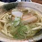 泡盛と沖縄料理　龍泉 - ソーキそば