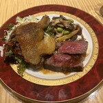 ふらんす食堂 ここりこ - 見島牛のステーキと鶏のサラダ仕立て