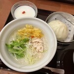謝朋殿 粥餐庁 - 蒸し鶏のジンジャー粥