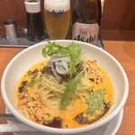 蝋燭屋 - アサヒスーパードライ中瓶550円
      冷やし担々麺1,300円