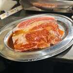 Yakiniku Horumon Sakaba Toroniku - 