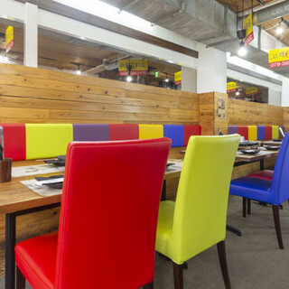 [Near the station] A colorful space that stands out, suitable for small groups up to 40 people
