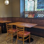 おたふく - 店内