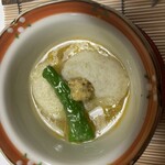 なな川 - ⭐️粟餅を揚げたもの。真ん中にあるのはマスタード