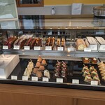Pâtisserie TAK. - ケーキのショーケース