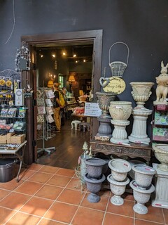 イレブンシス ティールームス - こちらはガーデンショップ