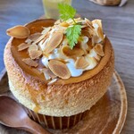 カフェカモット - スフレ ドリンクセットが¥900､単品¥700
      写真はキャラメル