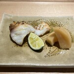 料理屋 稲家 - 【 しぶ鯛の塩焼き 】