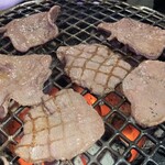 炭火焼肉 マルニク - 