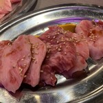 炭火焼肉 マルニク - 