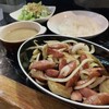 BUTECCO'S - 料理写真:カラブレーザにライス・豆スープ・サラダのセットを付加