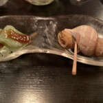 Wagayano Aji Shuu - お通しのつぶ貝と刺身こんにゃく