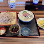 Moura Shokudou - ネギトロときびなご丼＆蕎麦setミニサラダ付き