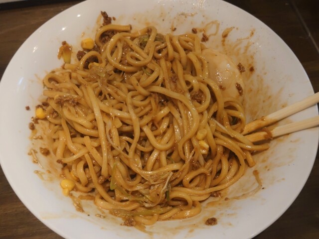 油そば vol.177）テイクアウトでも注目 まぜそば・汁なしそば｜トレンド