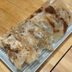 ジェシー 餃子とワイン - 