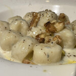 ワインとお酒、フレンチおでん ビストロバンバン - 