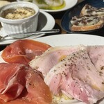 ワインとお酒、フレンチおでん ビストロバンバン - 