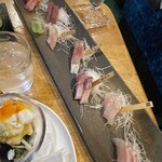 Fish on Dish Rolly - これぞロリーの真骨頂、刺身七点盛り