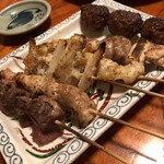 Izakaya Taishou - 焼き鳥5品塩
                      砂肝、ぼんじり、ひな肉、ネギ間、つくね