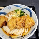 うどん家 こむぎ - ・かしわ天ぶっかけ(冷)1100円