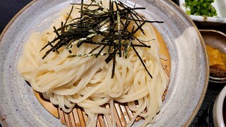 うどん家 こむぎ - ざるうどんアップ