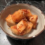 焼肉ホルモン 金楽 - オイキムチ
