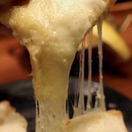 スパイスバザール アチャカナ - チーズクルチャ