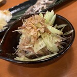 Ishiusubiki Udon Shuhari - 茗荷と胡瓜の三杯酢