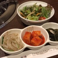 百済 - 小鉢とスープとサラダ付き