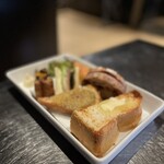 ラスティコフォー - 