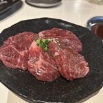 焼肉 六区 - 