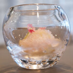 セリュー - ランチコース 9680円 の山梨 桃 ベルベーヌ ヒューガルデン