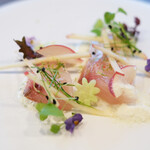 セリュー - ランチコース 9680円 の長崎 縞鯵 ヨーグルト 林檎