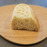 セリュー - ランチコース 9680円 のパン