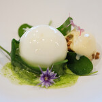 セリュー - ランチコース 9680円 のフリュイルージュ ルッコラ フロマージュブラン