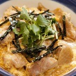 Ishimotoya - 日向地鶏の親子丼　地鶏からいいダシがでてます