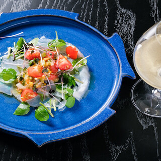 農薬不使用野菜が人気の『オステリアセーザモ』系列店